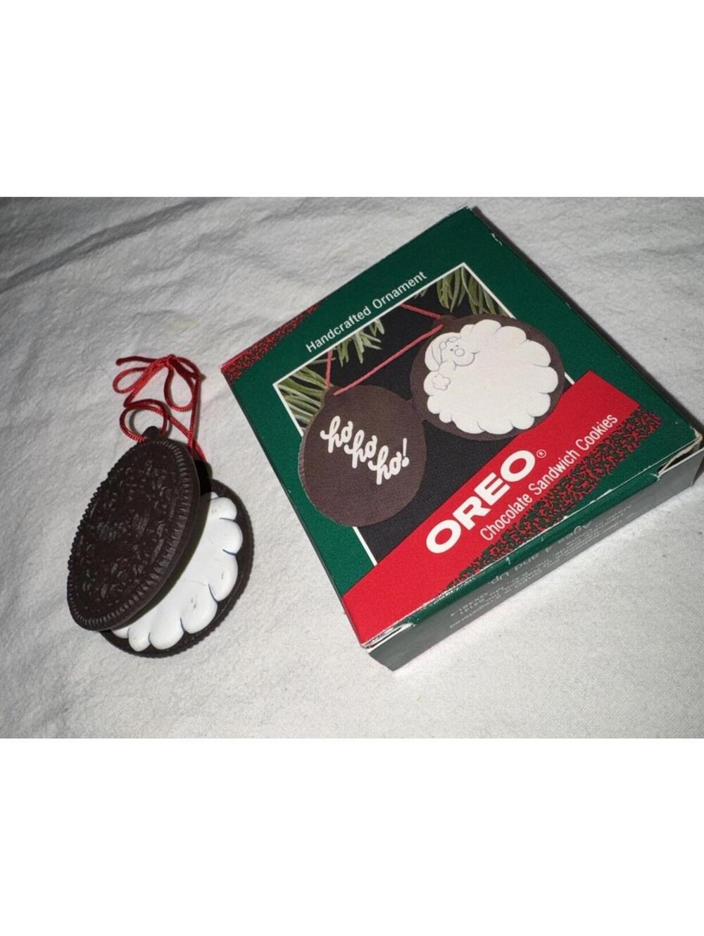 Vtg 1986 Hallmark Keepsake Ornament "Oreo Chocolate Sandwich Cookies"